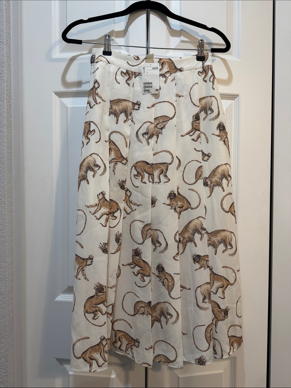 H&M Women's Crowned Monkey Cream Printed Midi Skirt Size 4 NWT